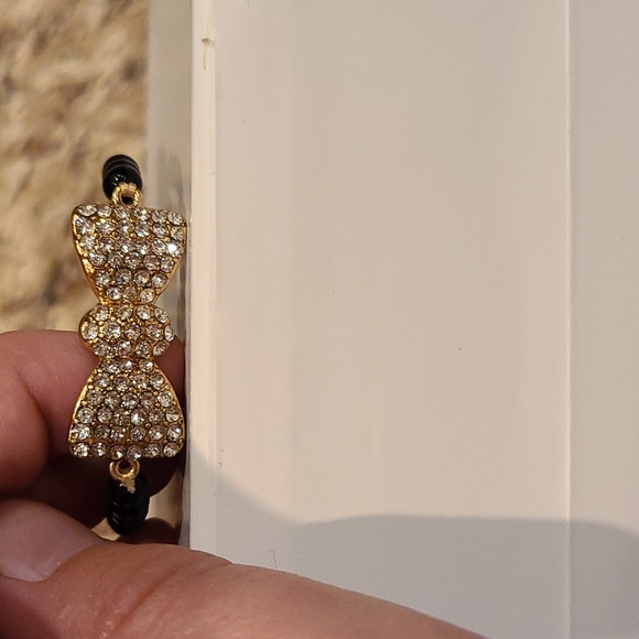 Womens bow bracelet - Picture 1 of 3